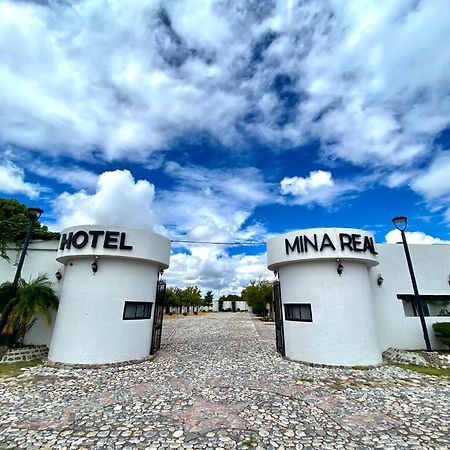 Hotel Mina Real Cedral Bagian luar foto