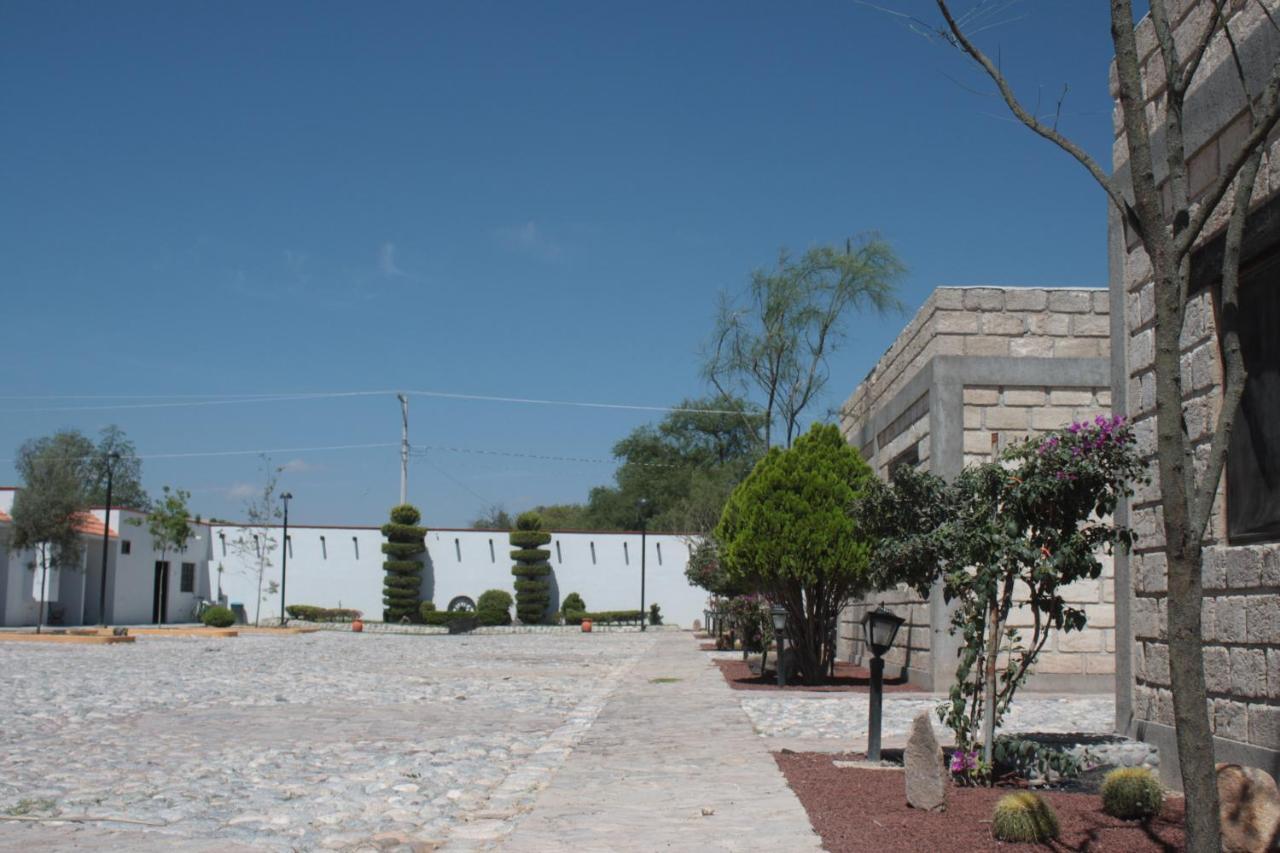 Hotel Mina Real Cedral Bagian luar foto