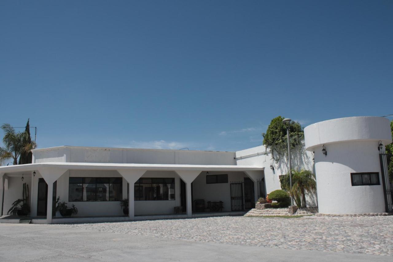 Hotel Mina Real Cedral Bagian luar foto