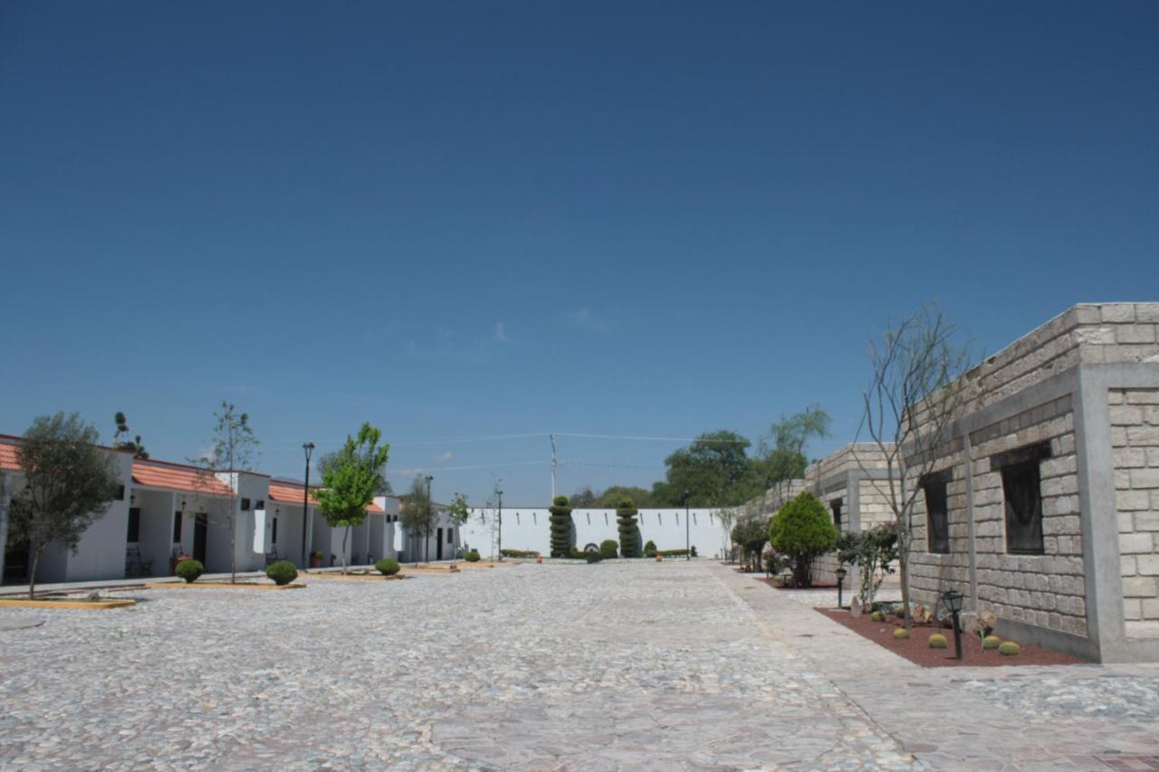 Hotel Mina Real Cedral Bagian luar foto